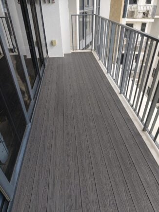 FirmaNanoDeck dark grey balcony 1