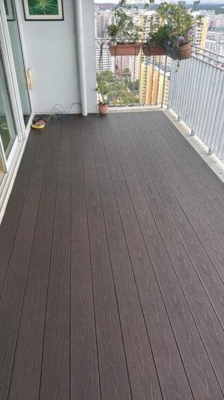 FirmaNanoDeck-walnut-balcony1